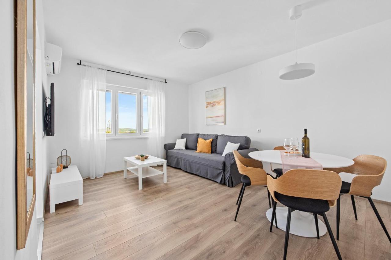 Apartment Jellyfish Pula Bagian luar foto